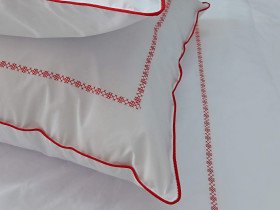 Постельное белье Перкаль вышивка кант Евро комплект Красный