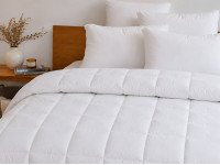 Down Quilt 50% Down 172x205 Tick Fabric with White Piping White Ecotton Premium collection