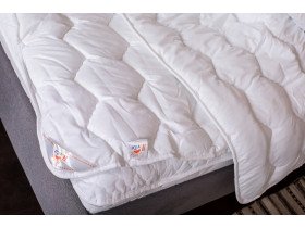 Lightweight double blanket 172x205 anti-allergenic white color Novita