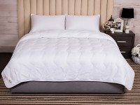Lightweight double blanket 172x205 anti-allergenic white color Novita