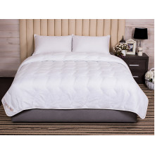 Lightweight double blanket 172x205 anti-allergenic white color Novita