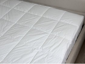 Перина c бортами по периметру 160x200 Ecofil Тик Белый с бортом