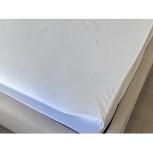 Наматрасник 120x200 Aqua-stop Полисатин с бортом по периметру