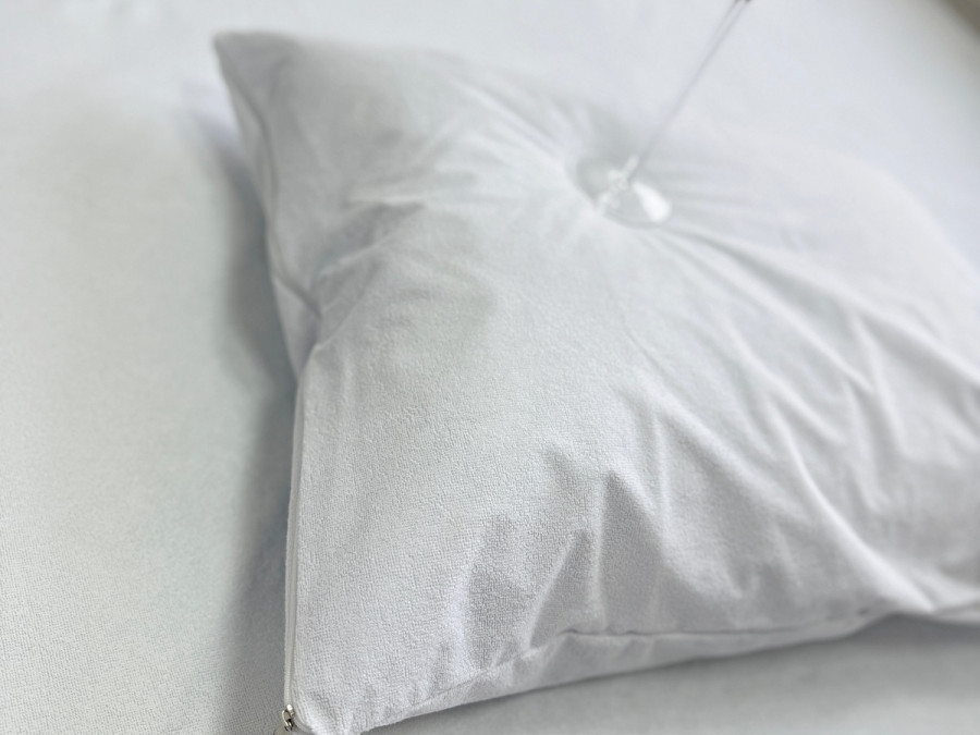 Waterproof Pillow Protector 70x70 Ecotton Aqua-stop Terry Fabric Zippered