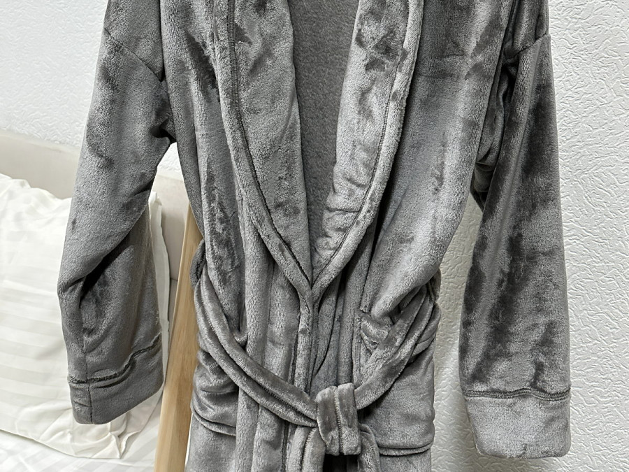S-M Grey Bathrobe 4478