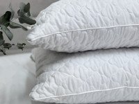 Подушка 40x60 Novita Холофайбер Полисатин дополнительный чехол