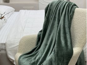 Покрывало 150x220 Matte green 17-0112