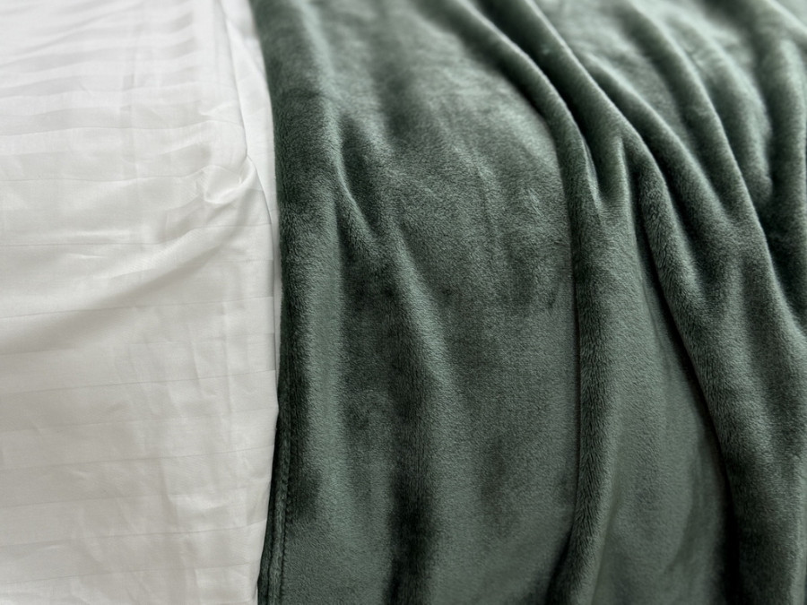 Покрывало 220x240 Matte green 17-0112