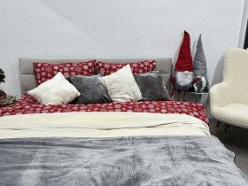 Постельное белье Ecotton Фланель Семейный комплект два пододеяльника Снежинка на красном 15505