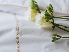 Постельное белье Перкаль вышивка кант Евро комплект Бежевый