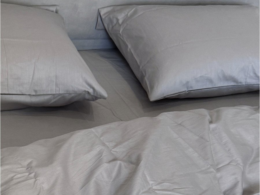 Простынь на резинке 200x200 Ecotton Сатин Chateau Grey 15-4503