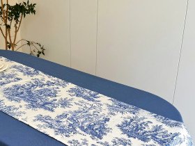 Раннер на стол из водоотталкивающей ткани 45x170 DUCK Italiano рис. 30497-Blue