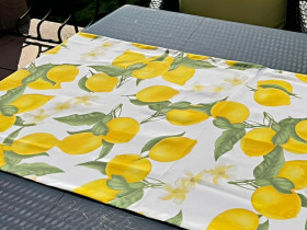 Table runner made of water-repellent fabric, 45x90, Lemons