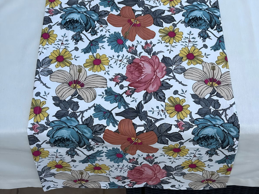 Table runner made of water-repellent fabric 45x170 DUCK with flowers 12161-9