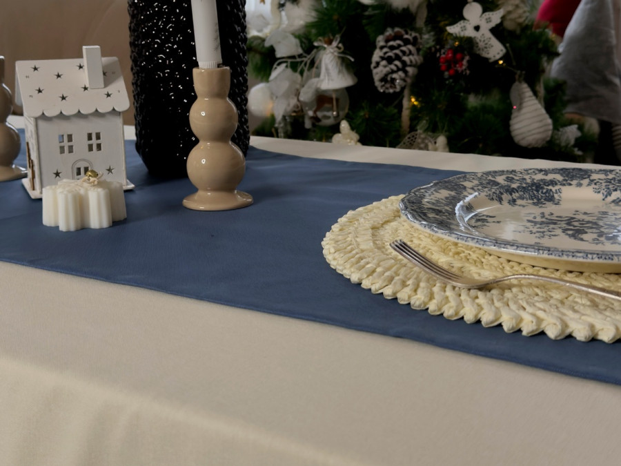 Table runner made of water-repellent fabric 45x170 DUCK 4066 Blue