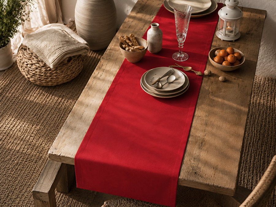 Table runner made of water-repellent fabric 45x170 DUCK 4070 Red