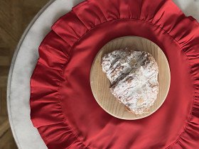 Салфетка с рюшами круглая Диаметром 43 см плейсмат красный 4070 Red