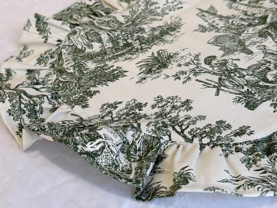 Napkin with ruffles, round, diameter 43 cm, placemat Italiano 30497-Green