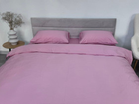 Bed linen made of plain-dyed satin