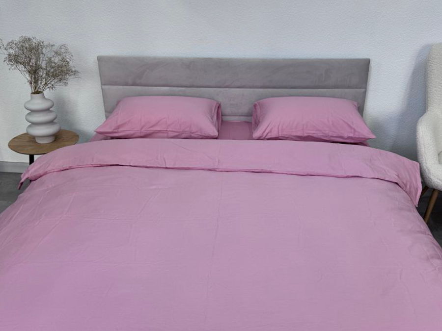 Bed linen made of plain-dyed satin
