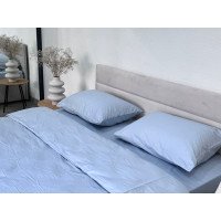 Bed linen made of plain-dyed satin