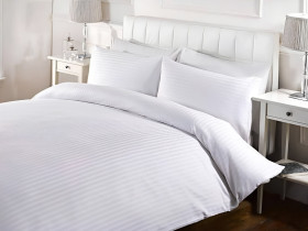 Striped satin bed linen with 1 cm stripes